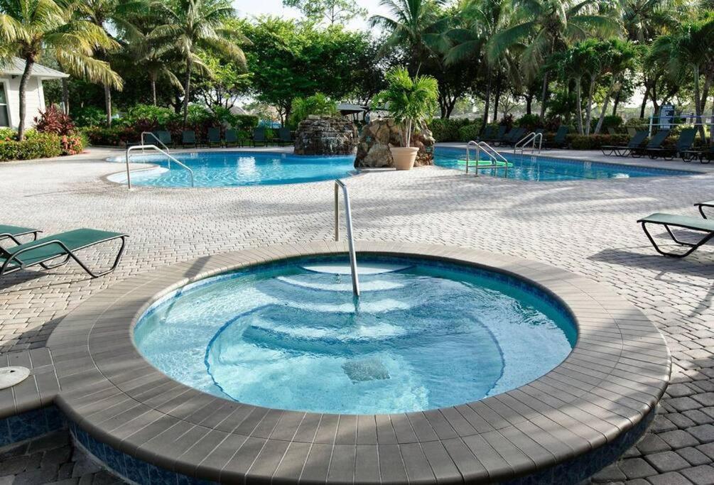 Greenlinks Golf View Villa Flamingo At Lely Resort North North Naples المظهر الخارجي الصورة